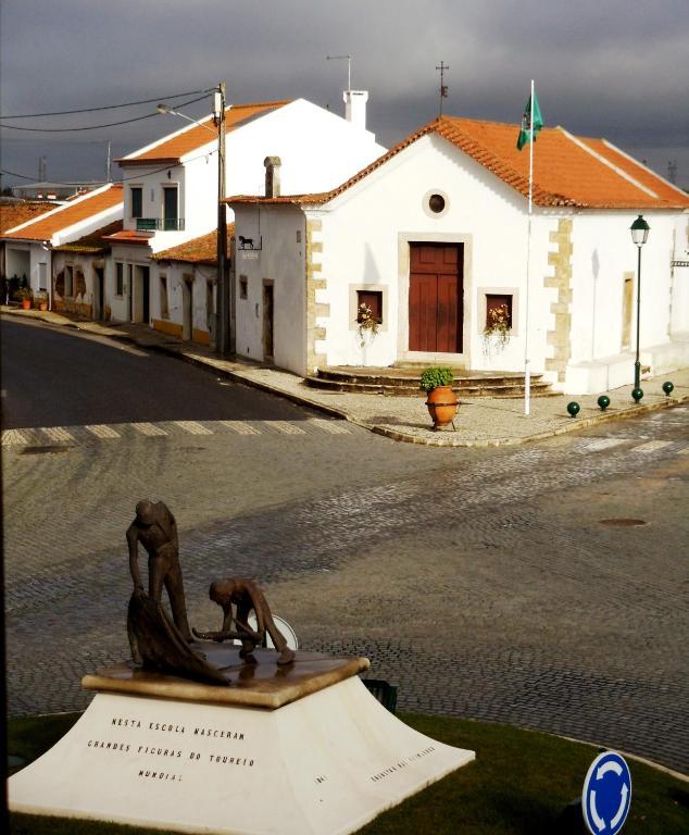Casa do Largo - Golegã - Turismo de Habitação Extérieur photo